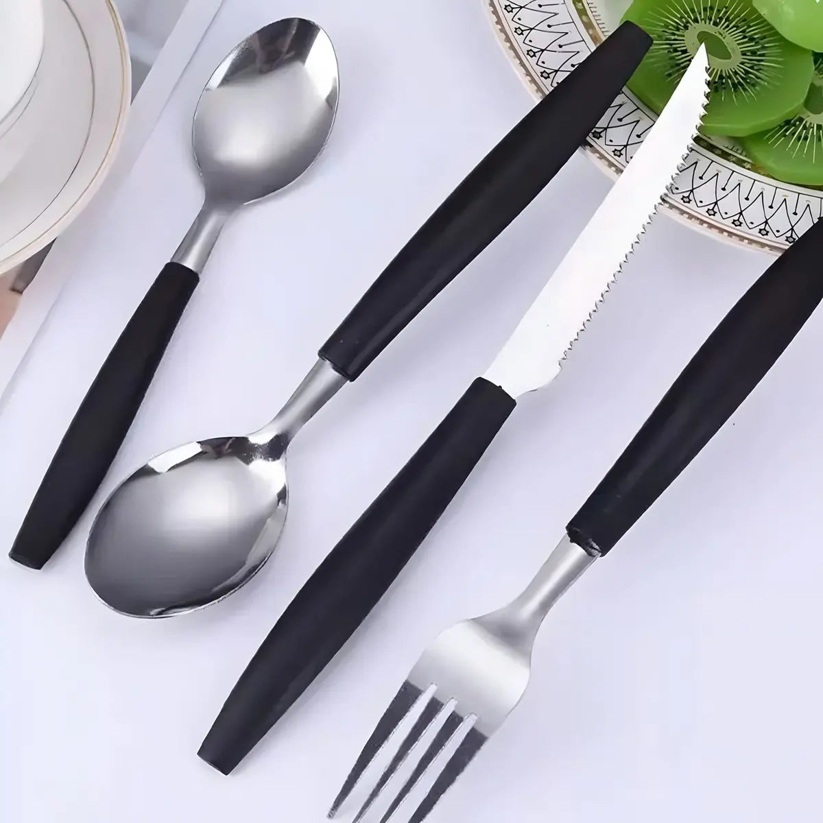 Juego de cubiertos de acero inoxidable de 25 piezas con soporte para cubiertos negro